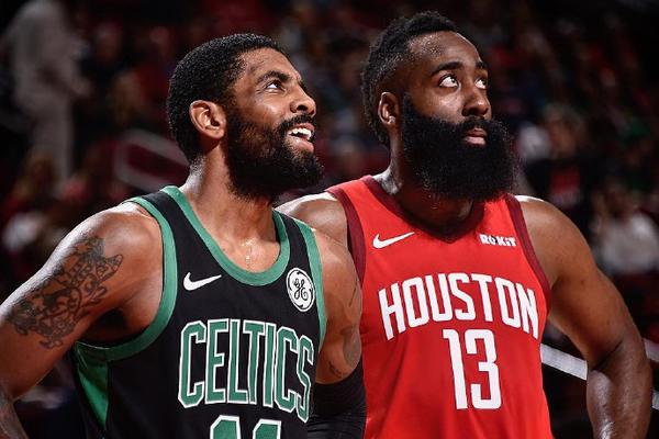 齐沃：我考虑的是队内球员而不是转会市场；满意迪乌夫的表现（齐沃：更看重队内挖潜而非转会引援，对迪乌夫的表现感到满意）